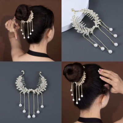 Diamond-studded Pearl Tassel Hair Clip